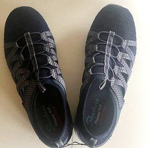 Skechers Luxe Foam Relaxed Foam Slip On Shoes